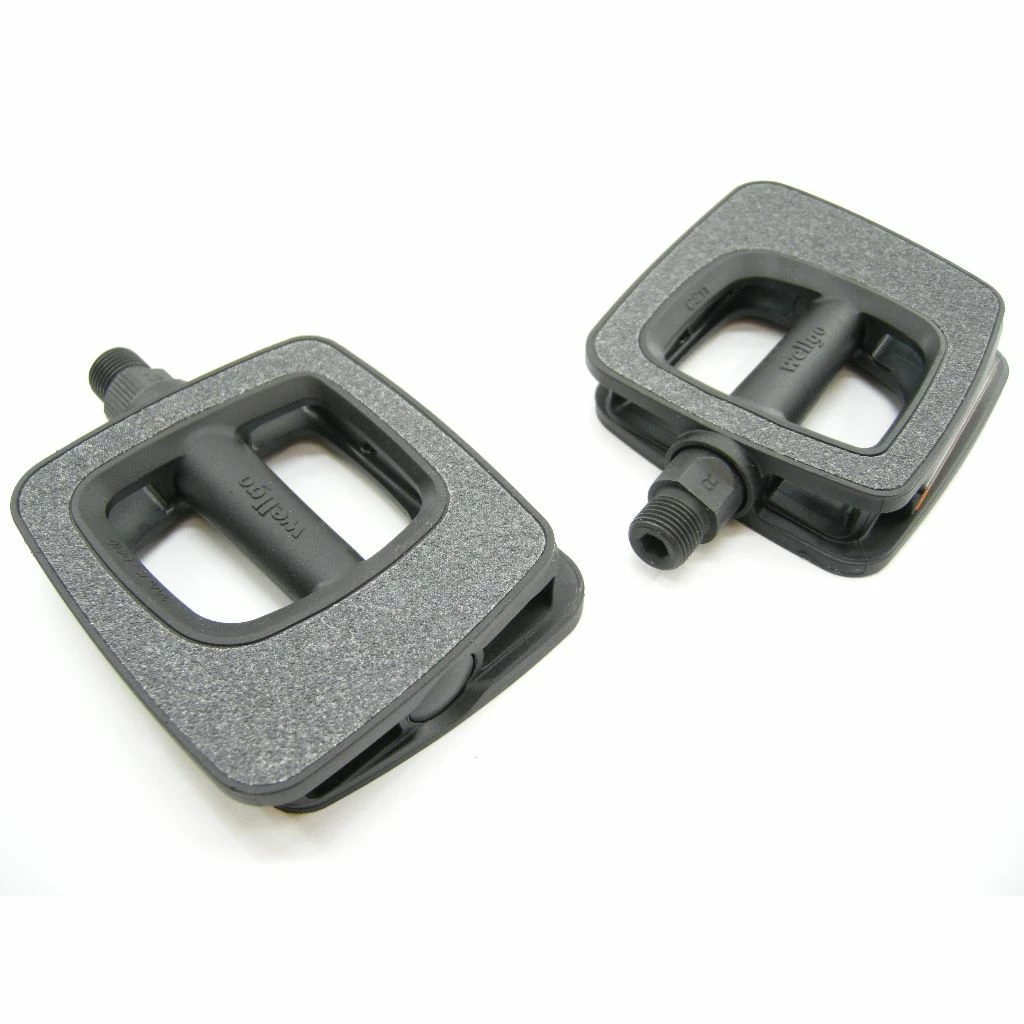 Bike Attitude C211 Pedal Mit Reflektoren 1 Bike Attitude C211 Pedal Mit Reflektoren