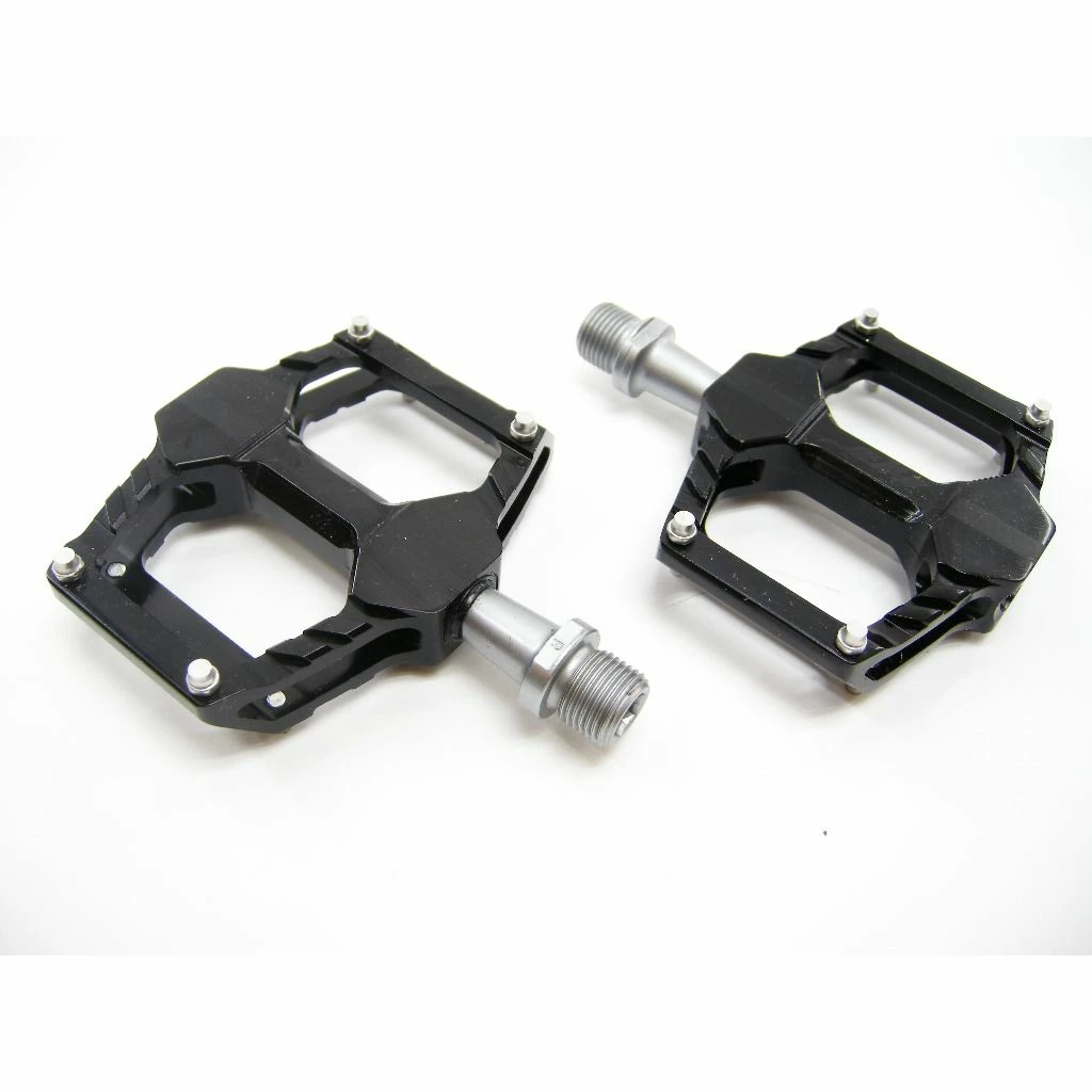 Titelseite -Günstiges Zubehör Geschäft 37963 2 DD 256